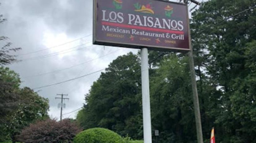 Los Paisanos